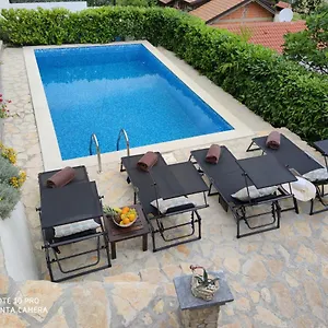 https://apartment-gina.primorje-gorskikotar.com