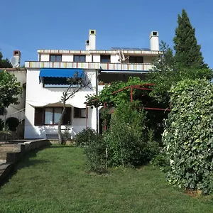 https://apartments-potocki.pula-hotels.org