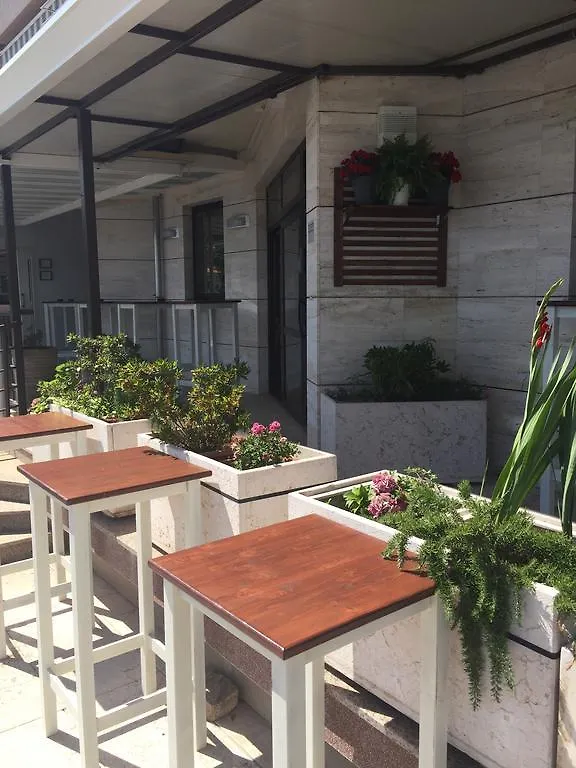 Villa Dinka Vip Apartmani Opatija Apartmán