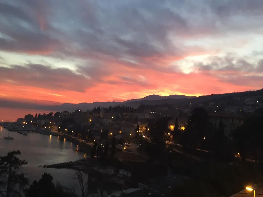 Villa Dinka Vip Apartmani Opatija